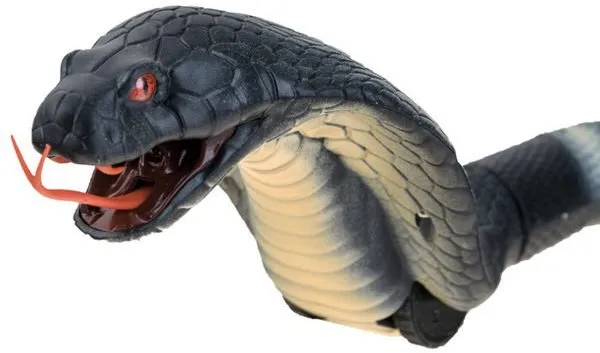Interaktívna hračka Kobra na ovládanie