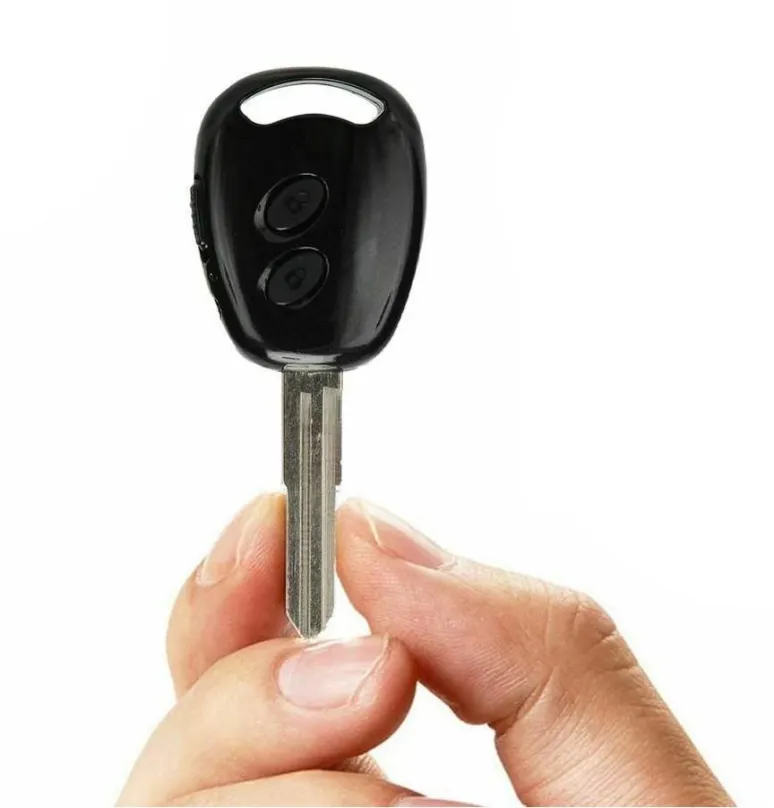 Diktafón Daklos Špionážny diktafón Autos v tvare kľúča od auta, 32 GB
