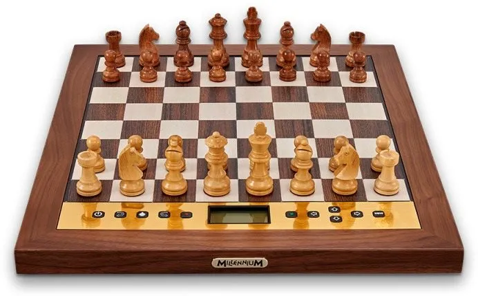 Stolová hra Millennium The King Performance - stolný elektronický šach
