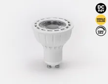 Žiarovka GU10 24V 2700K, stmievateľná LED žiarovka 8W na 24V s bielym telom, s päticou GU10, COB čipom, 60º šošovkou a chromatičnosťou 2700K