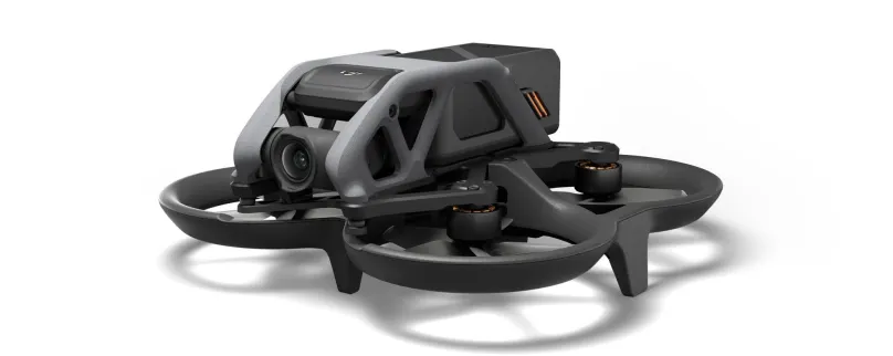 Dron DJI Avata, 4K kamera, dosah prenosu 10000 m, doba prevádzky 18 min, max. rýchlosť 97