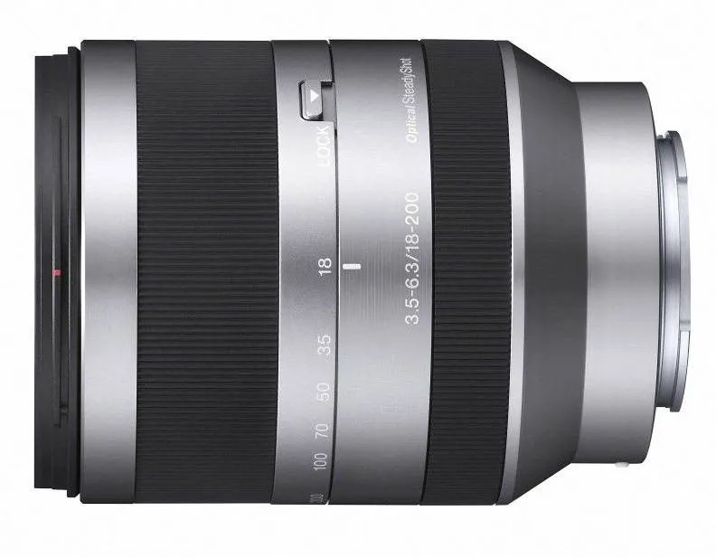 Objektív Sony 18-200mm f/3.5-6.3 strieborný