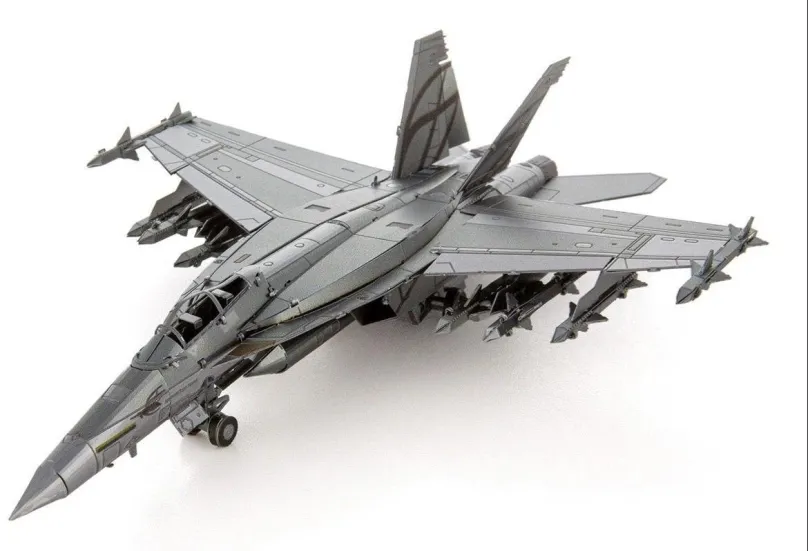 METAL EARTH 3D puzzle Stíhačka F, A-18 Super Hornet