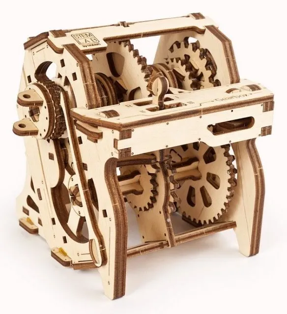 UGEARS 3D puzzle Prevodovka 120 dielikov