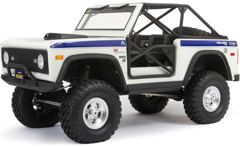RC auto Axial SCX10 III Early Ford Bronco 4WD 1:10 biely