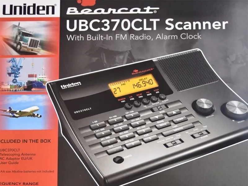 Rádiostanica UNIDEN UBC 370 CLT scanner