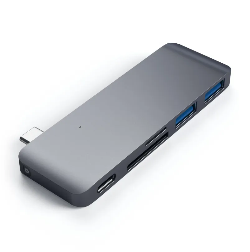 Replikátor portov Satechi Aluminium Type-C Passthrough USB Hub (3x USB 3.0, MicroSD) - Space Grey