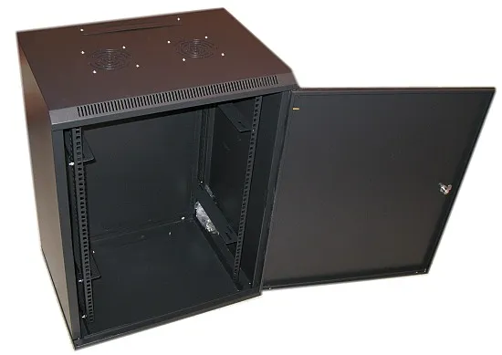 XtendLan 15U/600x450, na stenu, jednodielny, plné dvere, úprava proti vykradnutiu