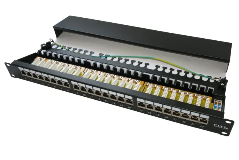 XtendLan Patch panel 19", 24 portov, tienený, C5E, dual, 2xAu, s LED vyhľadávaním